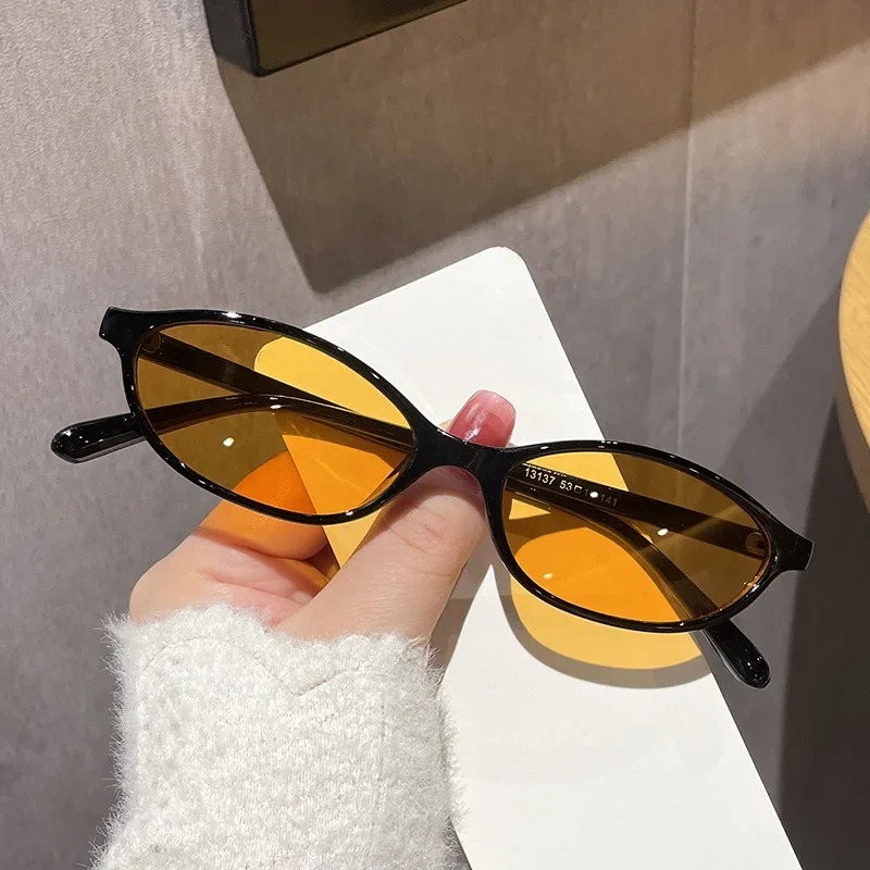 New Retro Sexy Cat Eye Sunglas - Men'S Fashion Old Money ulasan dan harga